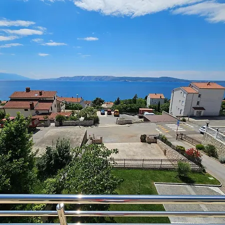 Fuer 6 Personen Mit Meerblick By Interhome