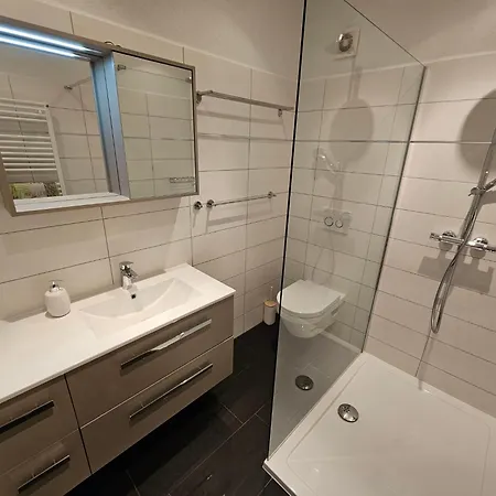 Appartement Fuer 6 Personen Mit Meerblick By Interhome *