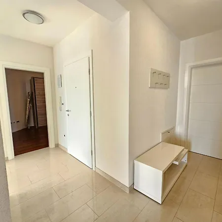 Fuer 6 Personen Mit Meerblick By Interhome Novi Vinodolski