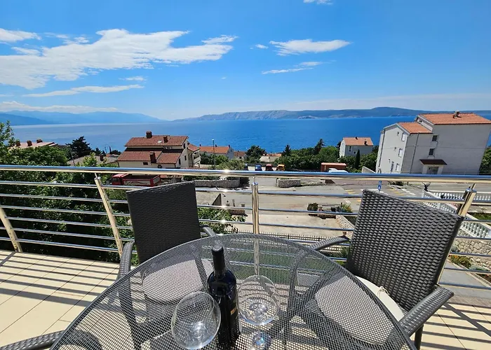 Fuer 6 Personen Mit Meerblick By Interhome *