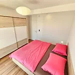 Apartamento Fuer 6 Personen Mit Meerblick By Interhome *