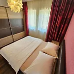 Fuer 6 Personen Mit Meerblick By Interhome Apartamento Novi Vinodolski