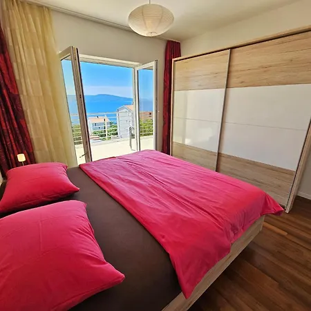 Apartament Fuer 6 Personen Mit Meerblick By Interhome *