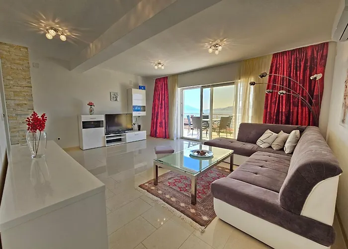 Fuer 6 Personen Mit Meerblick By Interhome *